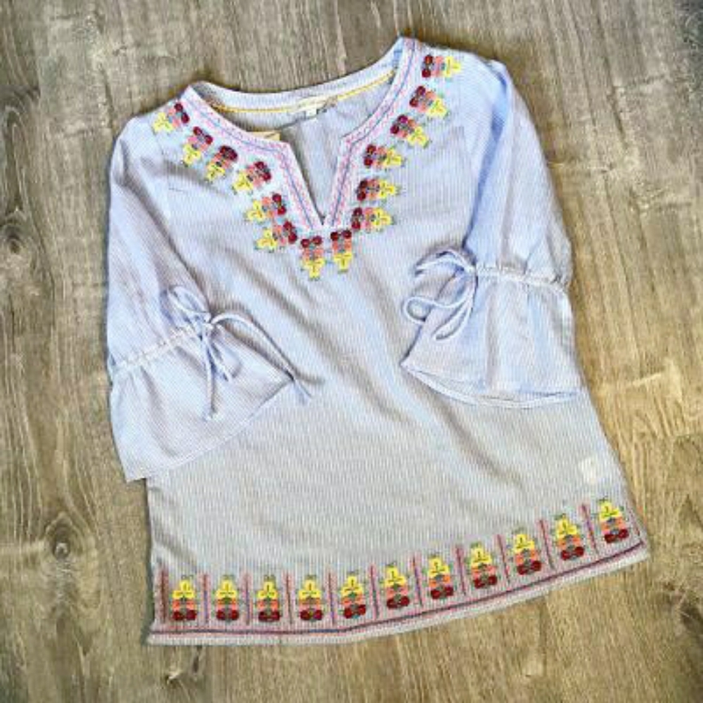 SKIES ARE BLUE Stitch Fix Pinstripe Embroidery Top - Picture 5 of 7